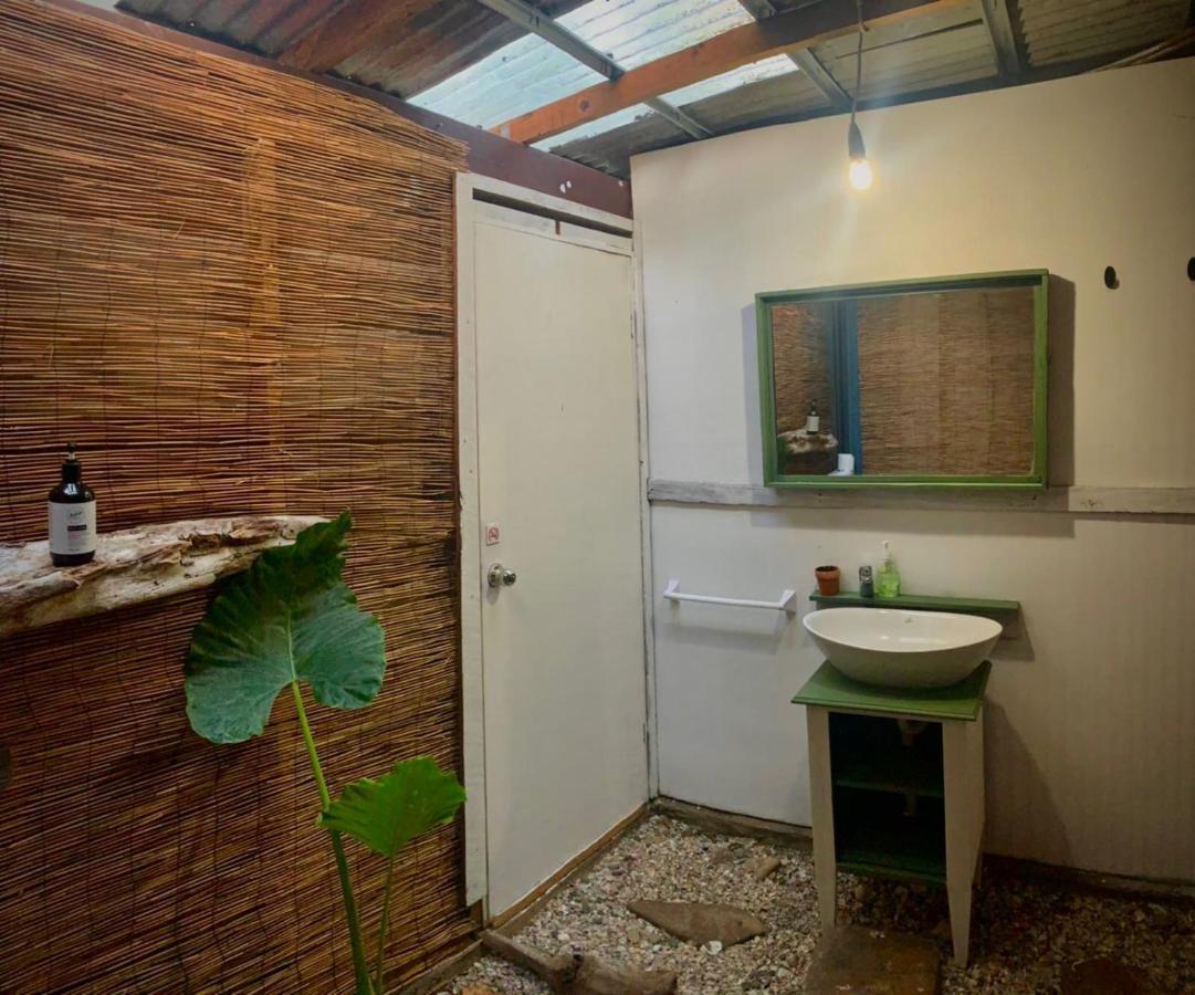 Rustica - Tropical Holiday Retreat Cannonvale Bagian luar foto